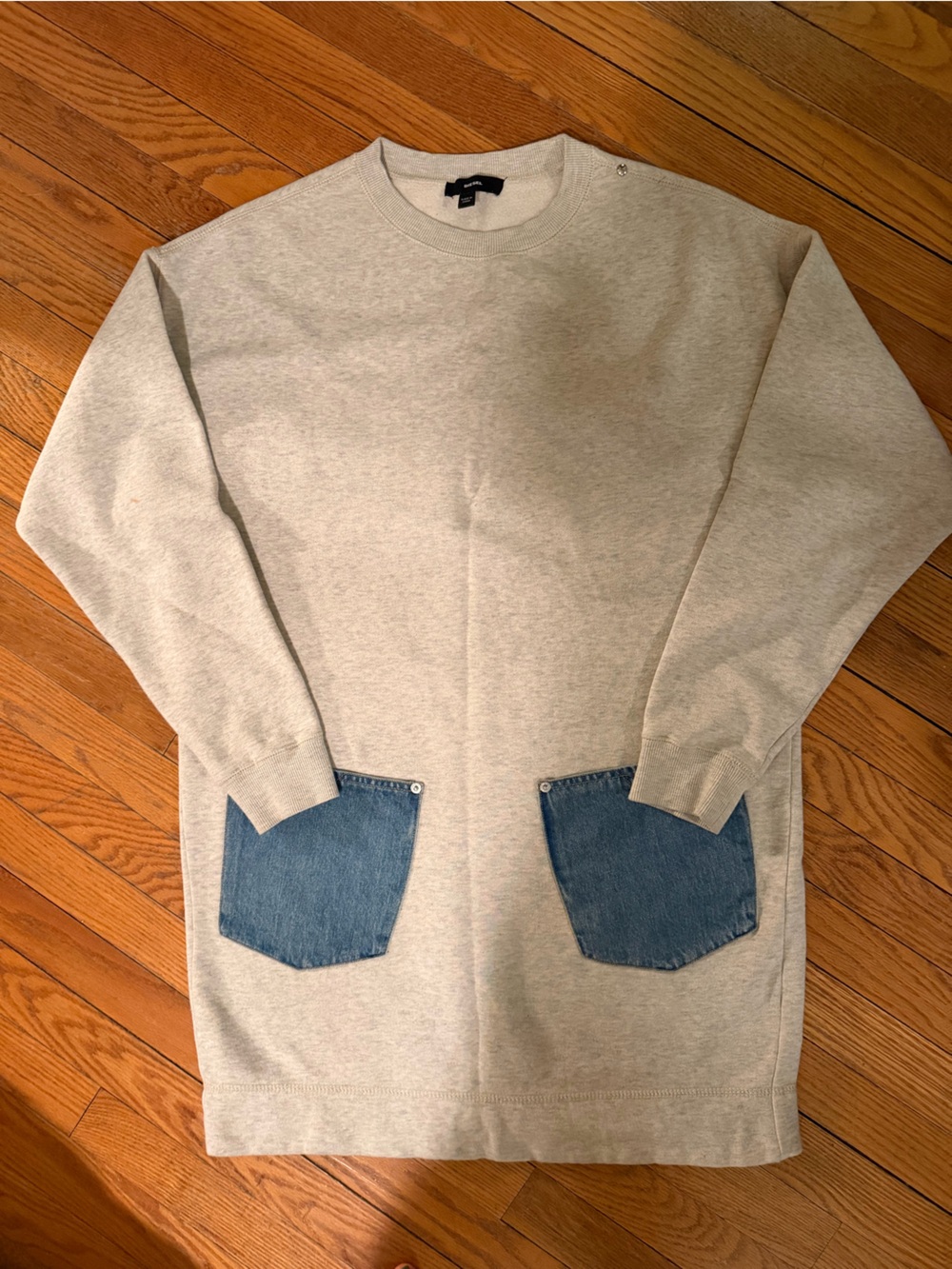 Diesel women’s Light Gray Pullover tunic with denim pockets